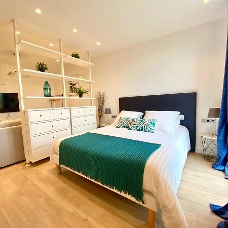 Magnifique Studio A Deux Pas Du Port De Сен Тропе Екстериор снимка